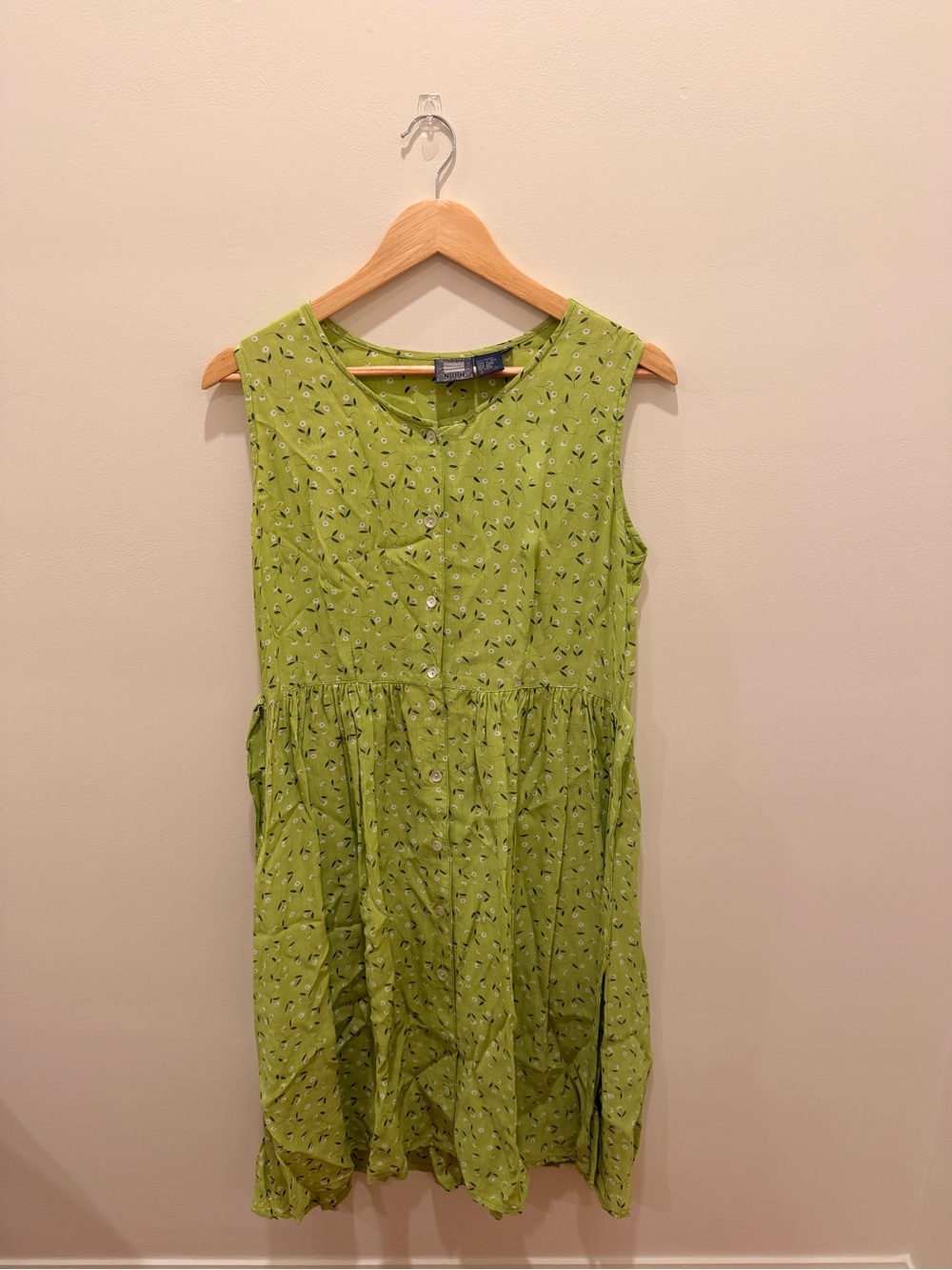 vintage sleeveless green floral dress!